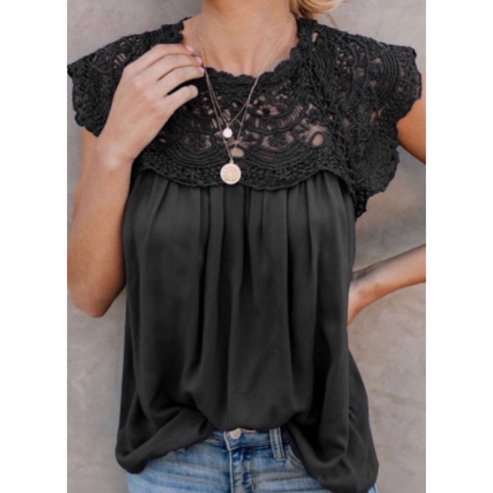 🖤HP🖤 Black Tatted Crocheted Lace Spliced Blouse - Picture 2 of 9